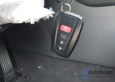 2025 Toyota Rav4 Hybrid Xse z USA, uszkodzony, nr VIN JTME6RFV6SJ071079